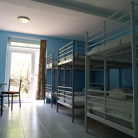 Why Me Eco-Friendly Hostel Tbilisi Zewnętrze zdjęcie
